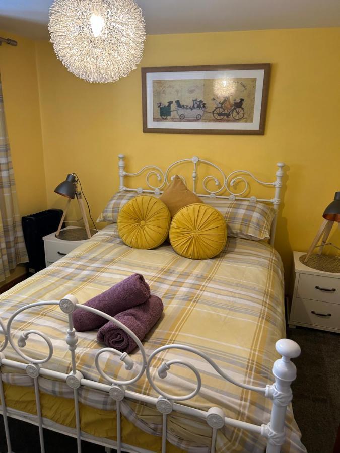 Saint Blue Apartment Tain Bagian luar foto